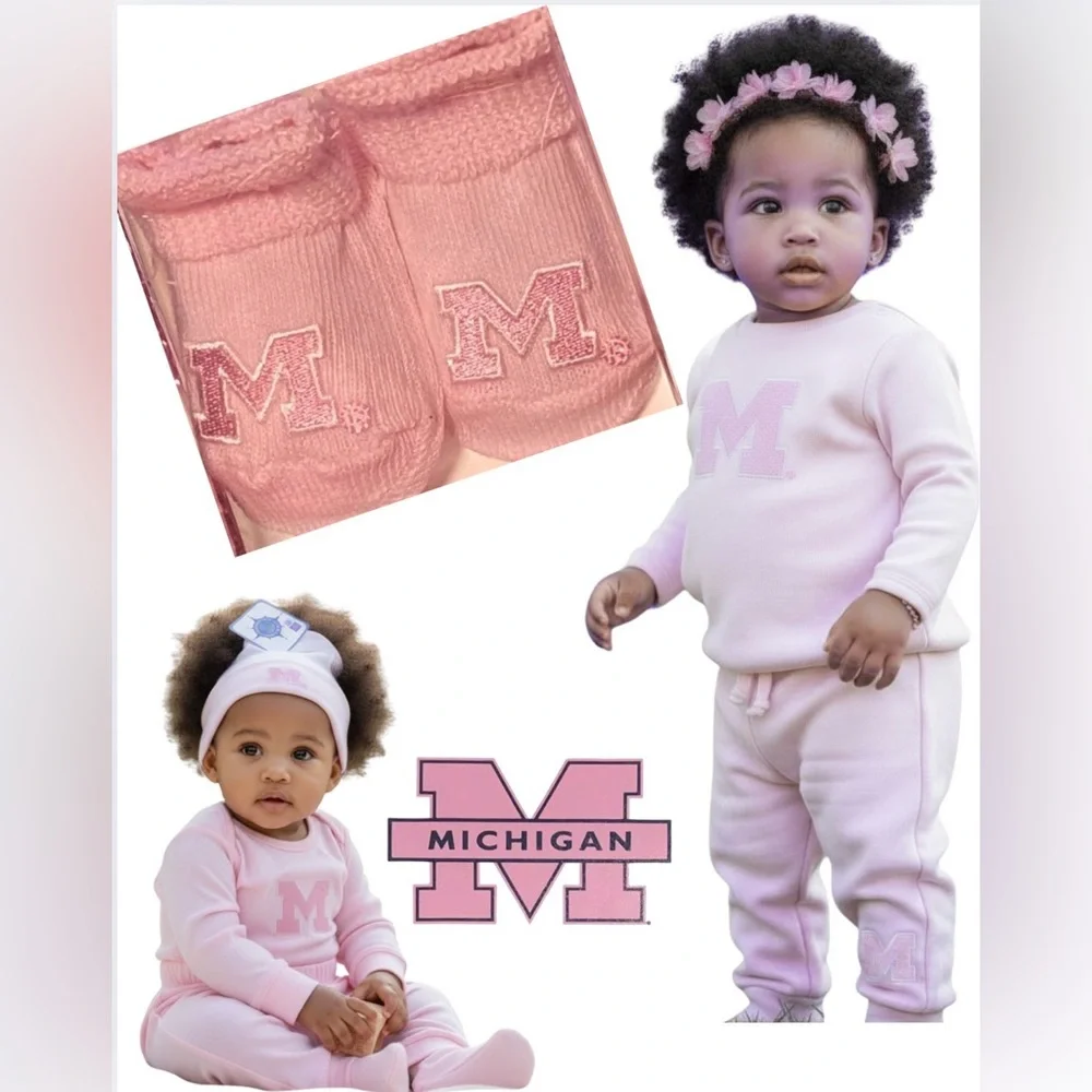 UNIVERSITY OF MICHIGAN (UofM) Pink Infant Booties in Protective Case, NWT